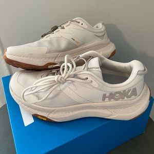 HOKA Transports - Eggnog